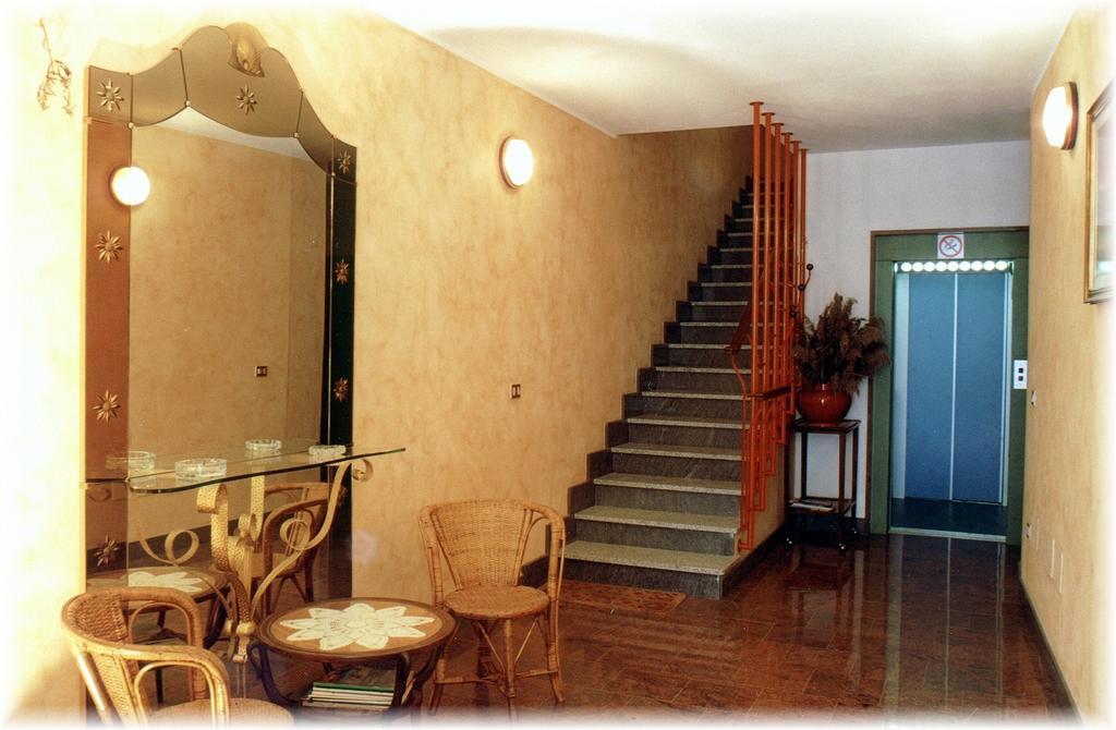 Casa Vacanze Touring Verbania Exterior photo